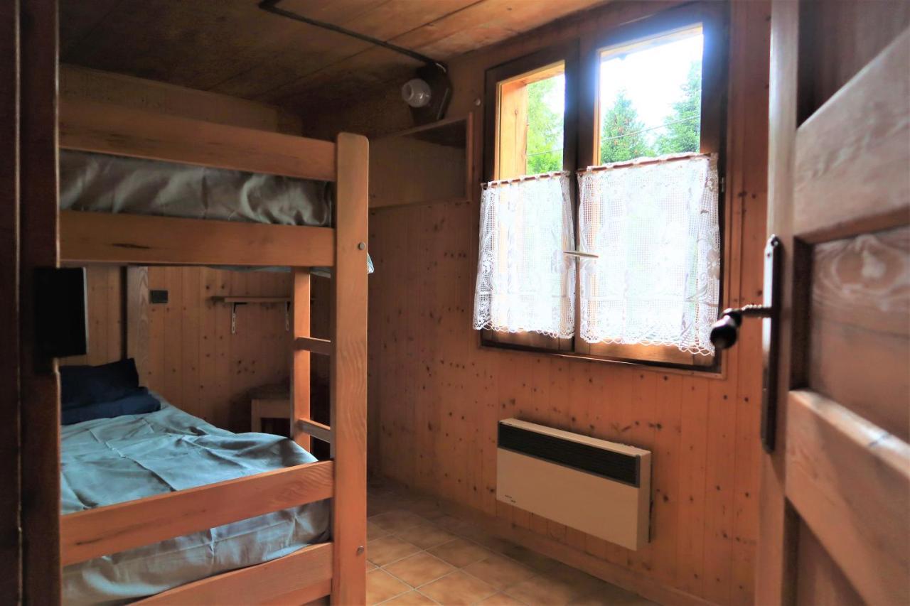 Charmieux Appartement En Chalet Typique Le Grand-Bornand Luaran gambar